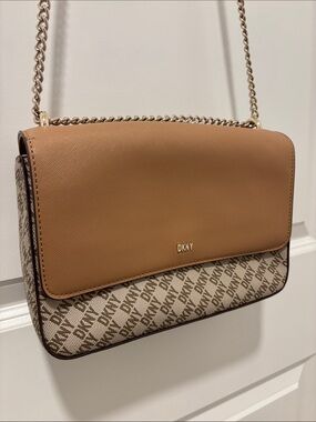DKNY Tan and Beige Logo-Print Chain Crossbody Bag